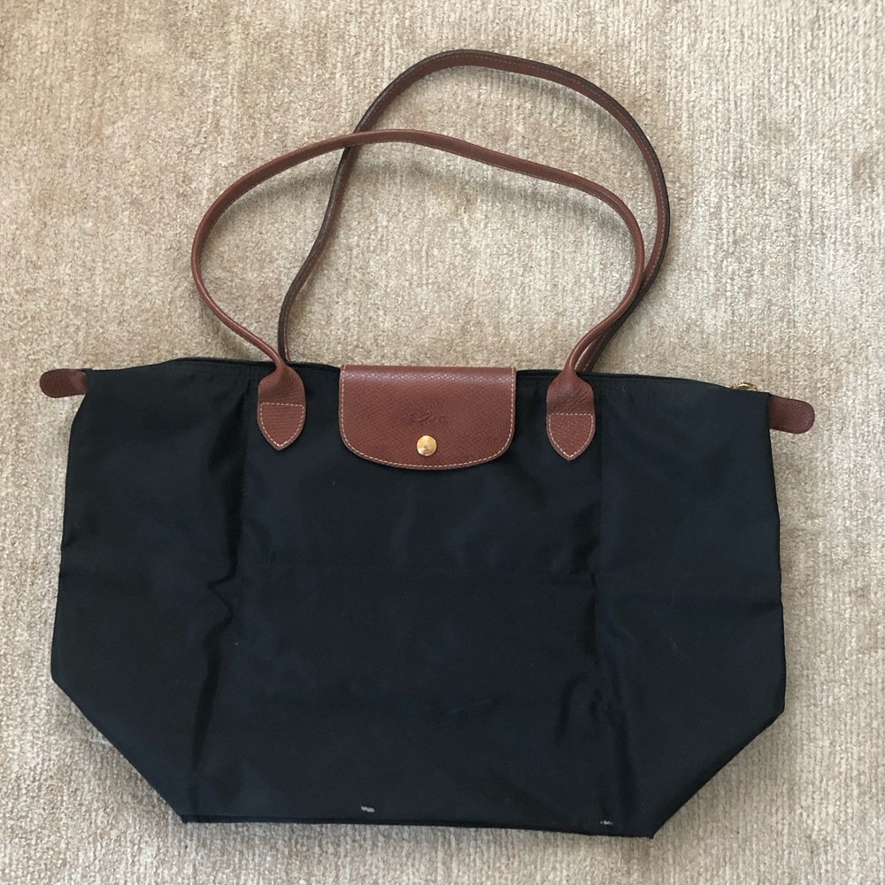 Black Classic Longchamp Purse